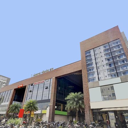 Hotel O Cozy Rooms Σουράτ Εξωτερικό φωτογραφία