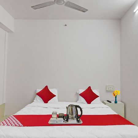 Hotel O Cozy Rooms Σουράτ Εξωτερικό φωτογραφία